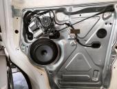 VW T5, tónování oken, odhlučnění, stropní monitor, rádio car play, čalounění04