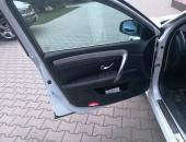 Renault_Laguna_autohifi,_reproduktory,_tlumení_115440010116