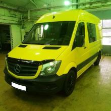 Mercedes_Benz_Sprinter_montáž_parkovací_kamery4