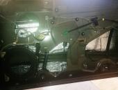 Ford_Mustang,_autohifi,_reproduktory,_zesilovač,_hertz_reproduktory,_mustang_hifi13