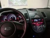 kia_soul_vymena_radia_handsfree_13380907