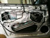 montaz_prednich_reproduktoru_bme_e46_184649_109