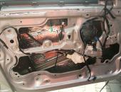 BMW_3_E90_-_Reproduktory_MTX_Audio_BMW,_zesilovač_eXcursion,_rádio_Alpine_20180425_09440623