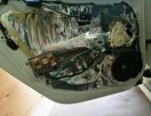 Renault_Laguna_autohifi,_reproduktory,_tlumení_115440010112