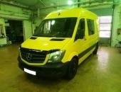 Mercedes_Benz_Sprinter_montáž_parkovací_kamery4