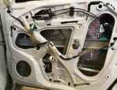 Suzuki_Vitara_II_-_Tlumení_dveří,_reproduktory_Spectron_a_eXcursion_20180331_085940