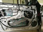 montaz_prednich_reproduktoru_bme_e46_184649_108