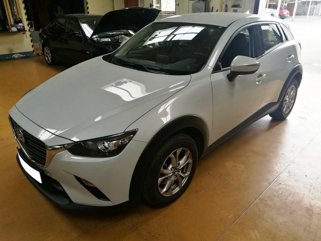 Mazda_CX3,_vyhřívání_sedaček,_parkovací_kamera,_autoelektro,_autohifi_014