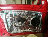 Škoda_Fabia_I_RS,_výměna_reproduktorů,_tlumení_dveří_106