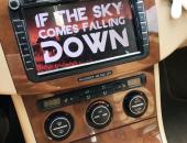 Passat_B6_rádio_s_navigací01