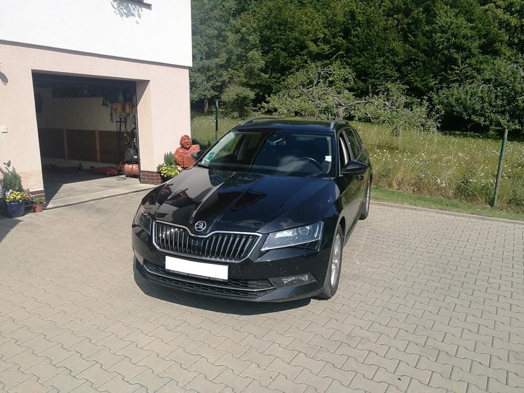 Škoda_Superb_III_výměna_reproduktorů_autohifi9