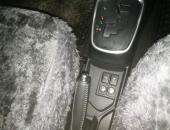 Toyota_Yaris_III_vyhřívání_předních_sedadel_0114