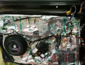 Škoda_Octavia_II_výměna_reproduktorů_a_tlumení_dveří_0111