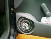 Škoda_Felicia_reproduktory_rádio_anténa04