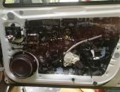 VW_Passat_B8,_autohifi,_reproduktory_hertz,_tlumení_dveří15