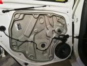 Škoda_Octavia_II_zadní_reproduktory_parkovací_kamera08