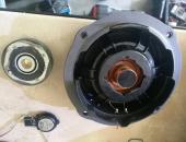 Škoda_Superb_III_výměna_reproduktorů_autohifi2