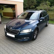 Škoda_Superb_III,_autohifi,_reproduktory_DLS,_výměna_reproduktorů,_tlumení_dveří17