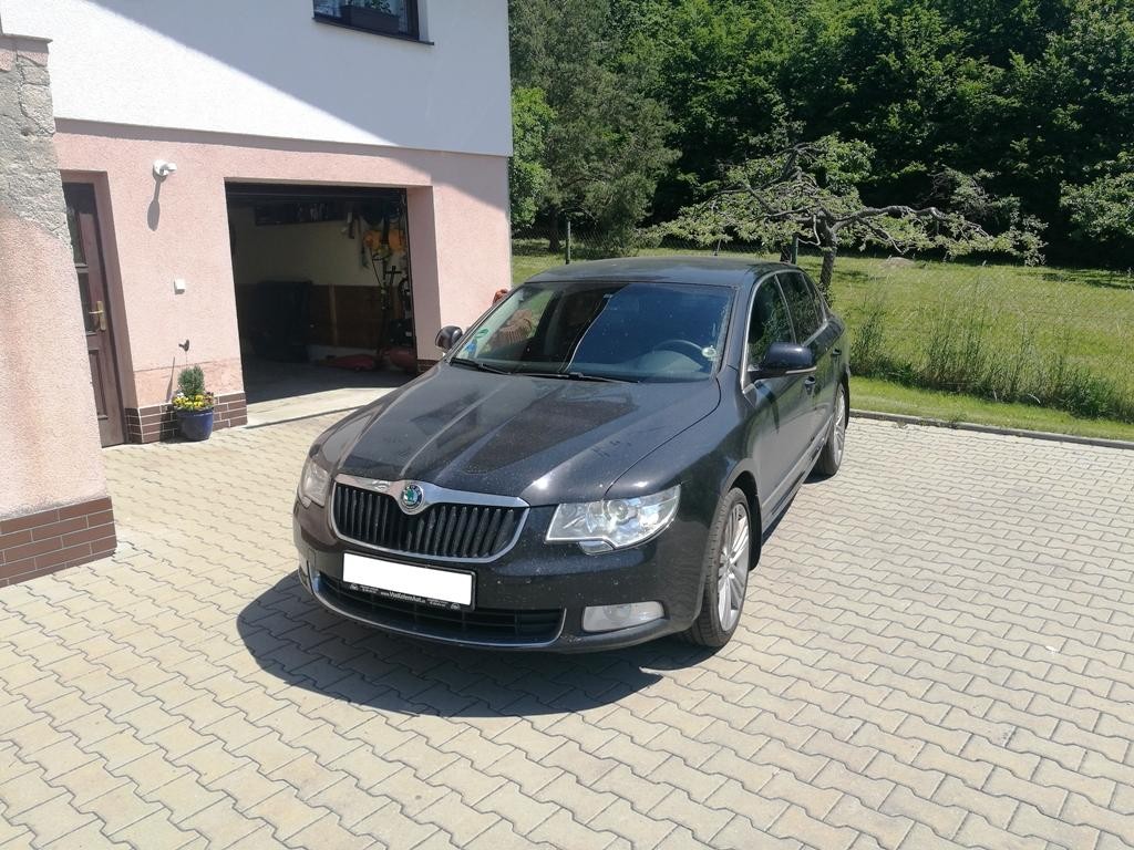 Škoda_Superb_II_Autohifi_a_tlumení_dveří19