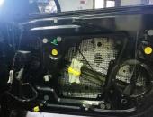 Škoda_Superb_II_Autohifi_a_tlumení_dveří07