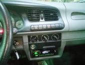 Škoda_Felicia_reproduktory_rádio_anténa09