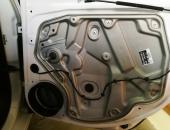 Škoda_Octavia_II_zadní_reproduktory_parkovací_kamera09