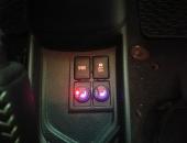 Toyota_Yaris_III_vyhřívání_předních_sedadel_0112