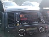 VW_T5_MULTIVAN_-_rádio,_stropní_monitor,_parkovací_kamera,_zesilovače_11102817