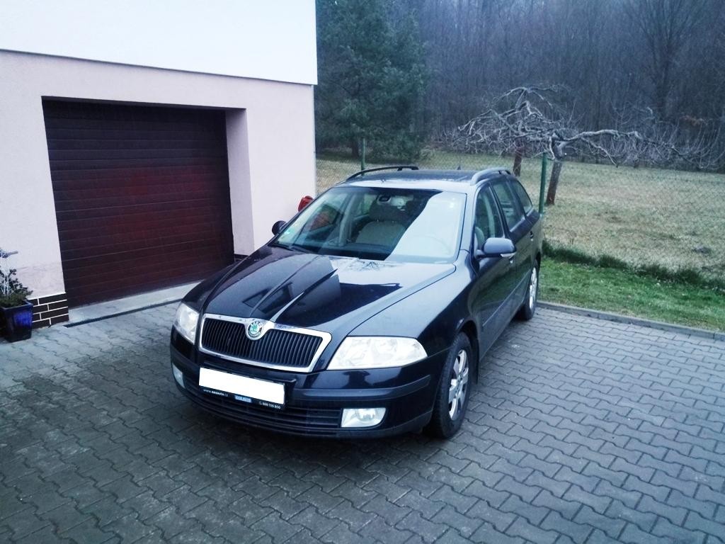 Škoda_Octavia_II_výměna_reproduktorů_a_tlumení_dveří_0101