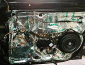 Škoda_Octavia_II_výměna_reproduktorů_a_tlumení_dveří_0105