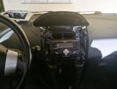 toyota_yaris_autohifi_vymena_radia_antena03