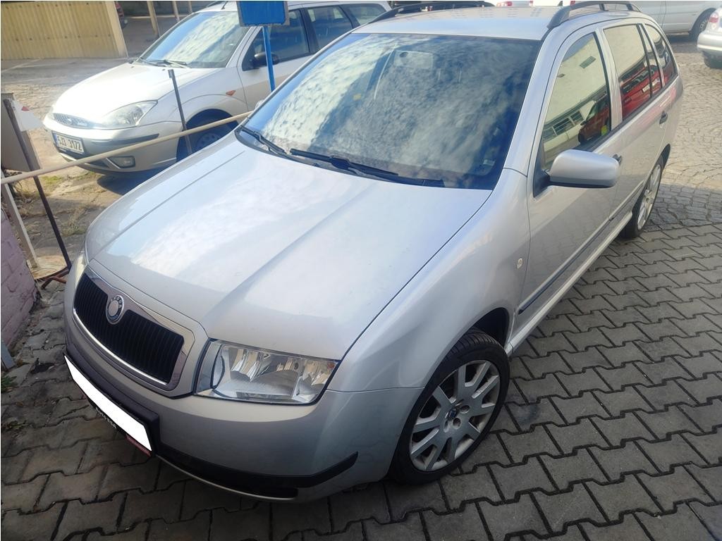 Škoda Fabia_odhlučnění_renovace světel_tlumení vozu_0135