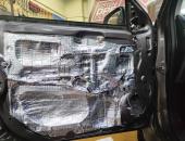 Mitsubishi L200, výměna reproduktorů, autohifi mitsubishi, subwoofer pod sedačku, hertz, helix, kenwood 010102