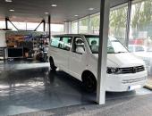 VW T5, tónování oken, odhlučnění, stropní monitor, rádio car play, čalounění10