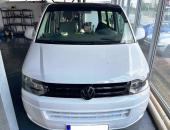 VW T5, tónování oken, odhlučnění, stropní monitor, rádio car play, čalounění17