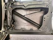 VW Caddy, tlumení dveří, autohifi hradek králové, reproduktory Axton 0112