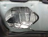 Audi 80 Cabrio, subwoofer Eton, reproduktory Emphaser, zesilovače Axton 0108