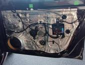 Octavia 3 RS Facelift, výměna reproduktorů, tlumení dveří, Eton POW16+ 09