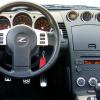 Nissan-350Z-interier-s-OEM-autoradiem