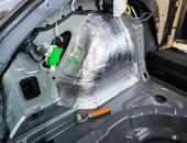 Hyundai i30N výměna reproduktorů, odhlučnění_0134