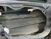 Hyundai i30N výměna reproduktorů, odhlučnění_0111