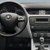 skoda-Octavia-III-interier-s-OEM-autoradiem