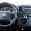 VW-Transporter-T5-interier-s-OEM-autoradiem