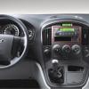 372544-Ramecek-autoradia-2DIN-Hyundai-H1-interier-automobilu