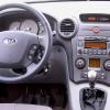 KIA-Carens-II-2004-2006-interier