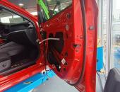 skoda octavia 4, tlumeni dveri, reproduktory Axton ATC165S 05