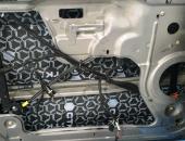 Seat Alhambra, výměna reproduktorů, montáž autorádia, autohifi hradec, parkovací kamera, tlumení dveří 02