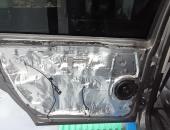 Seat Alhambra, výměna reproduktorů, montáž autorádia, autohifi hradec, parkovací kamera, tlumení dveří 06