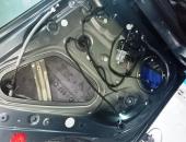 Seat Ateca, instalace reproduktorů, tlumení dveří, odhlučnění kufru06
