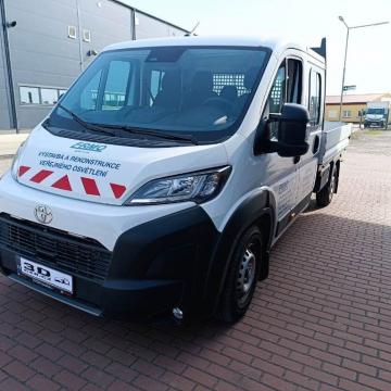 Toyota Proace, valník, výstražné blikače, výstražné zařízení, majáky8